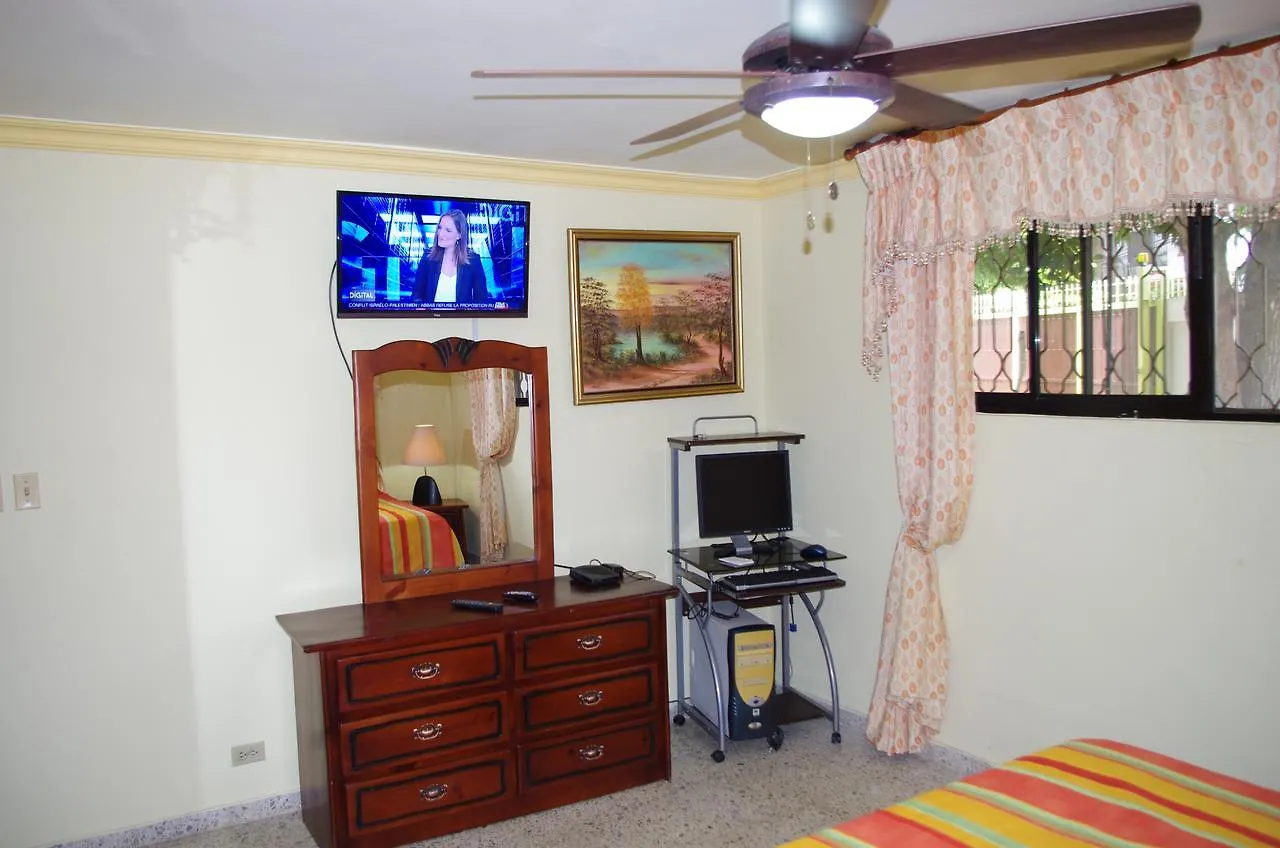 Feriehus Casa De Vacaciones Y Habitaciones Amuebladas Santo Domingo