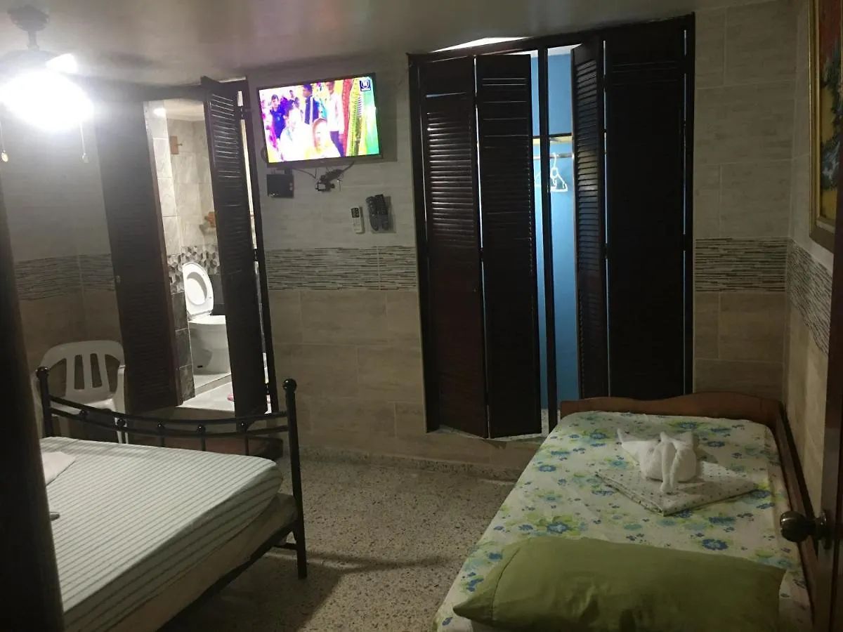 Casa De Vacaciones Y Habitaciones Amuebladas Santo Domingo